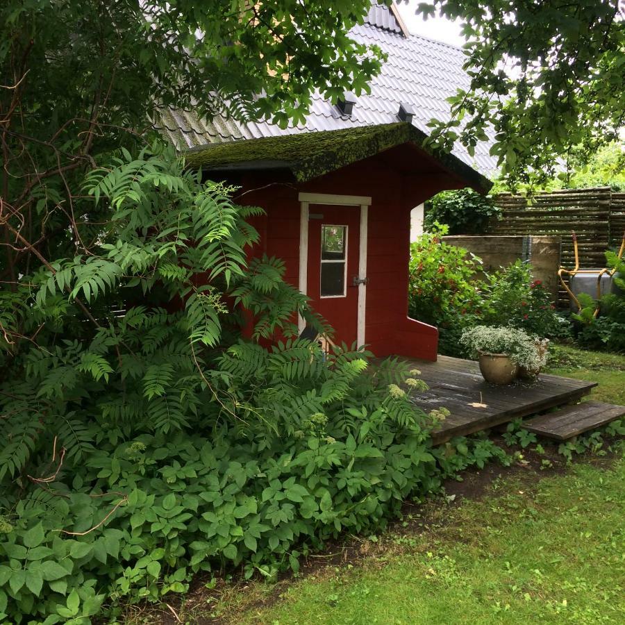 Pegasus Bed And Breakfast Helsinge Exterior foto