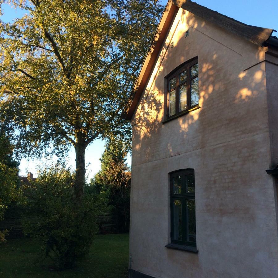 Pegasus Bed And Breakfast Helsinge Exterior foto