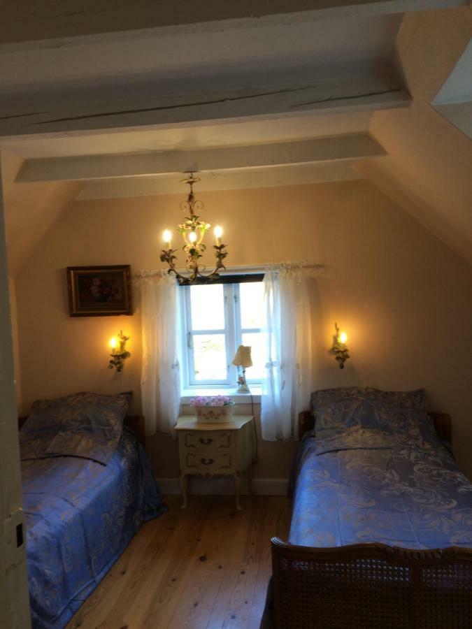 Pegasus Bed And Breakfast Helsinge Exterior foto