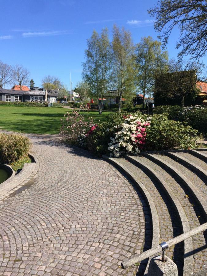 Pegasus Bed And Breakfast Helsinge Exterior foto