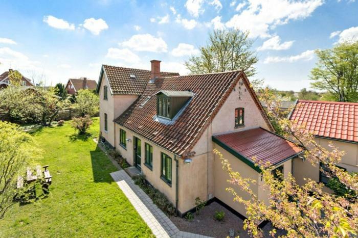 Pegasus Bed And Breakfast Helsinge Exterior foto